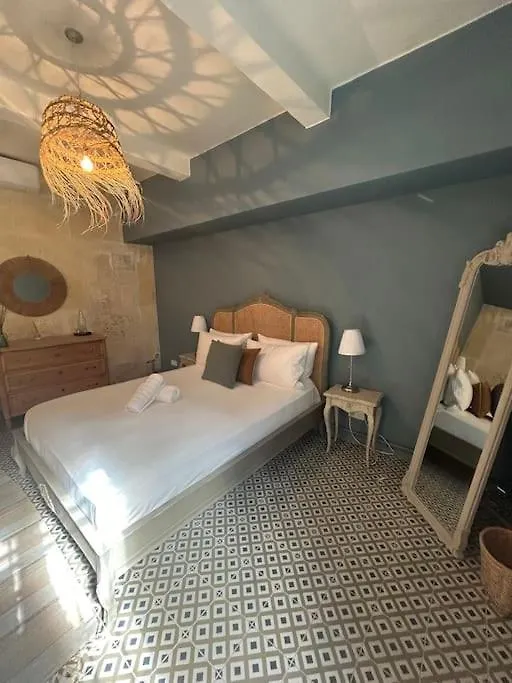 La Maison N1 Arles Terrasse France